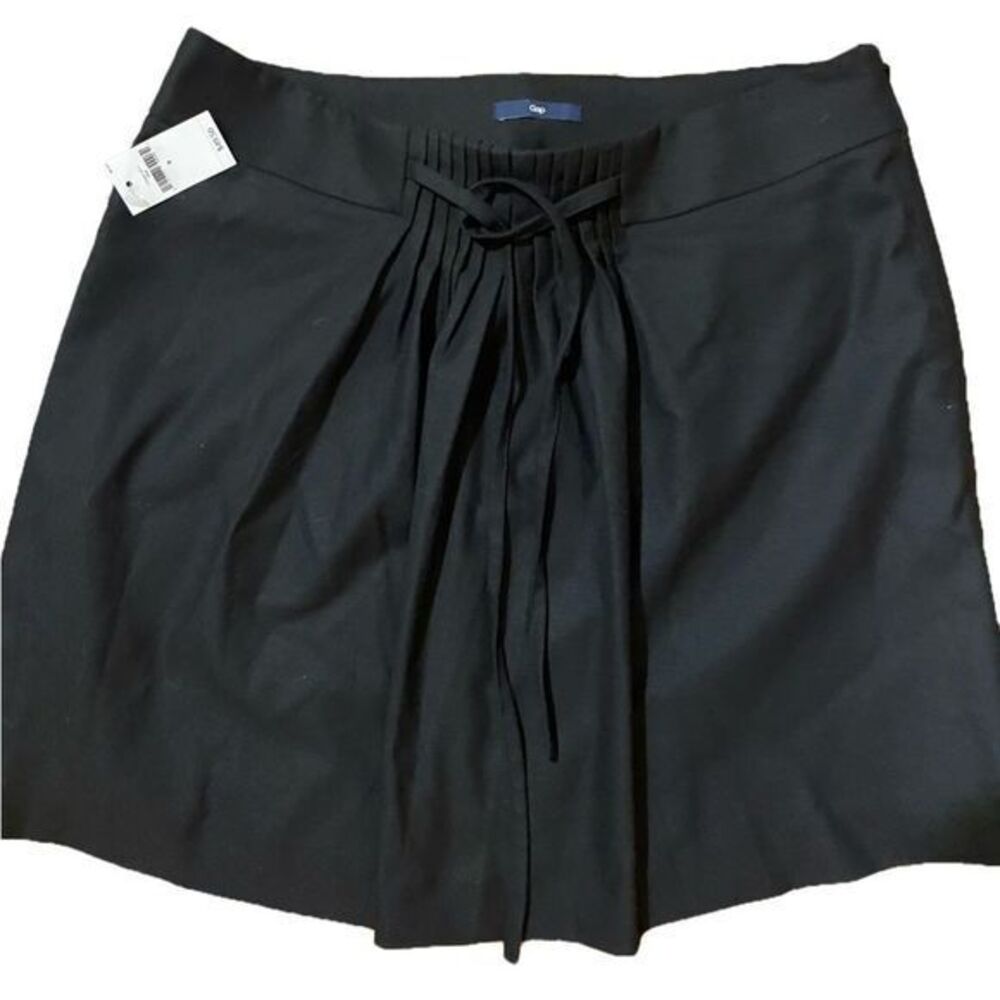 Gap Black Skirt - 8 black , polyester, NWT